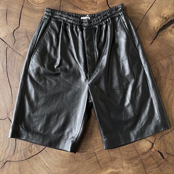Jil Sander: EU46 $4000 Butter Soft Ovine Lamb Leather Runway Shorts SS24 - Picture 1 of 16